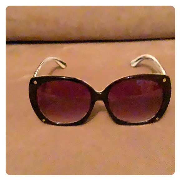Tom Ford Sunglasses - Picture 1 of 4
